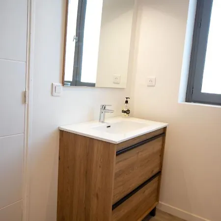 Duplex En Centre-ville De - 110m2 *