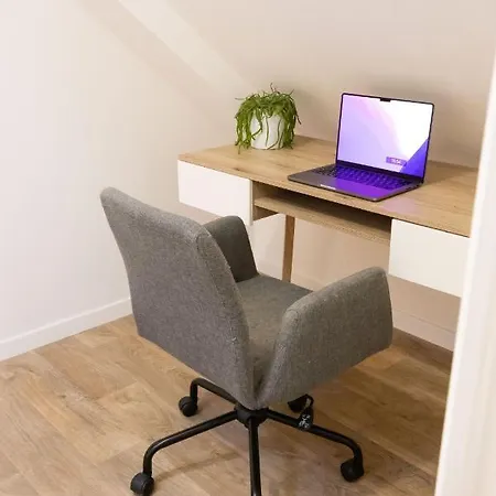 Duplex En Centre-ville De - 110m2 * كامبراي