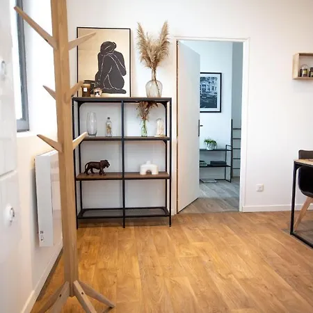 Apartment Duplex En Centre-ville De - 110m2